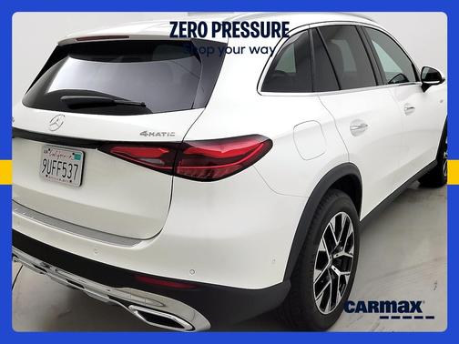 Pearl 2025 Mercedes-Benz GLC 350e