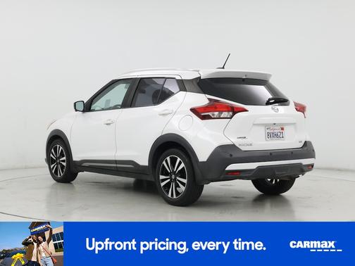 White 2020 Nissan Kicks SR