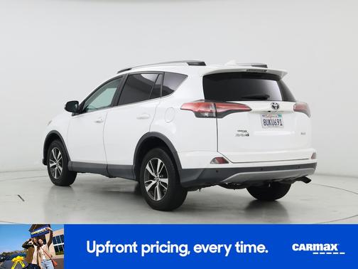 White 2018 Toyota RAV4 XLE
