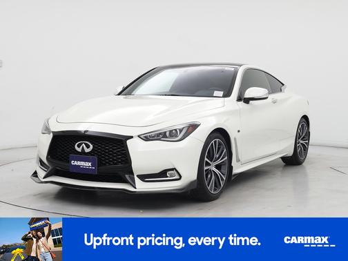 White 2018 INFINITI Q60 Luxe