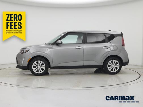 Gray 2024 Kia Soul LX