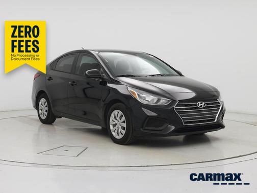 Black 2020 Hyundai Accent SE