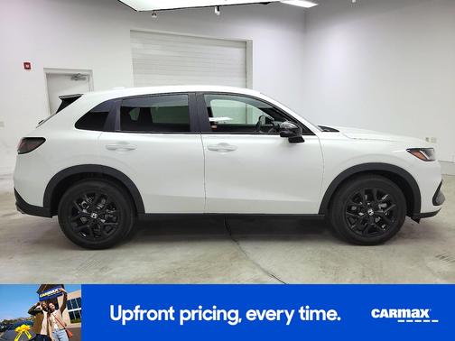 White 2025 Honda HR-V Sport