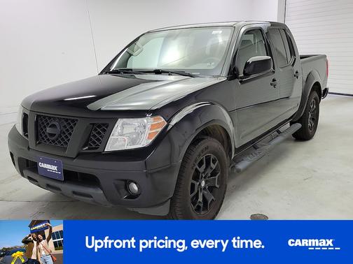 Black 2021 Nissan Frontier SV