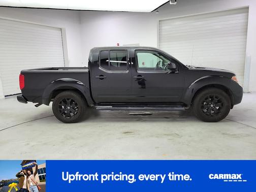 Black 2021 Nissan Frontier SV