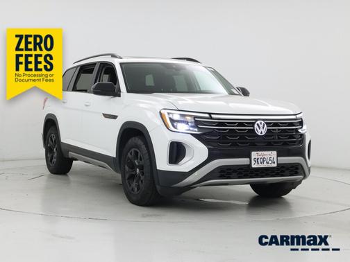 White 2024 Volkswagen Atlas Peak Edition SE w/Tech