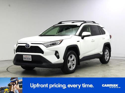 White 2020 Toyota RAV4 Hybrid XLE