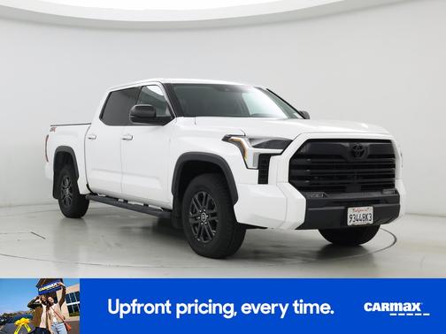 White 2023 Toyota Tundra SR5
