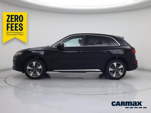 Black 2023 Audi Q5 Premium