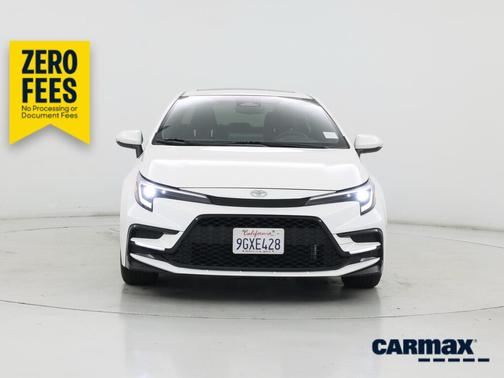 White 2023 Toyota Corolla SE