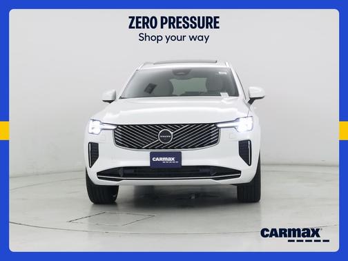 White 2026 Volvo XC90 B6 Plus
