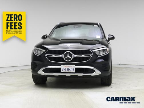 Black 2023 Mercedes-Benz GLC 300