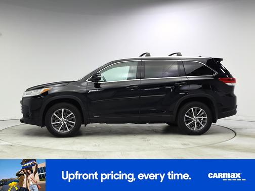 Black 2019 Toyota Highlander Hybrid XLE