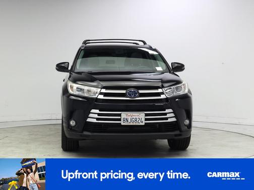 Black 2019 Toyota Highlander Hybrid XLE