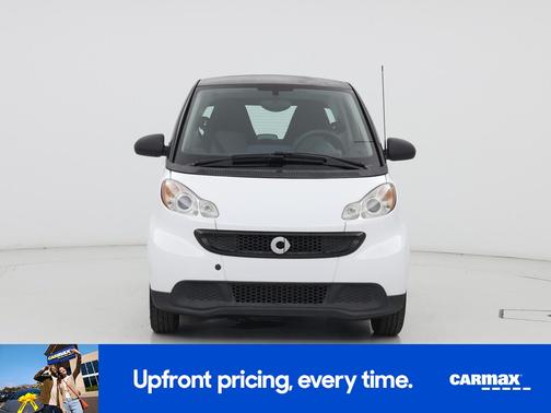 White 2015 smart ForTwo Pure