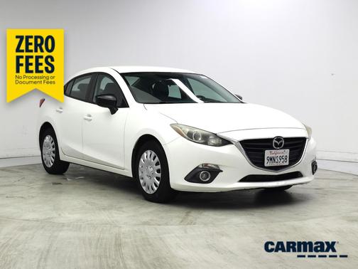 White 2015 Mazda Mazda3 I SV