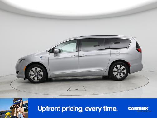 Tan 2018 Chrysler Pacifica Hybrid Limited