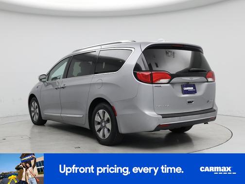 Tan 2018 Chrysler Pacifica Hybrid Limited
