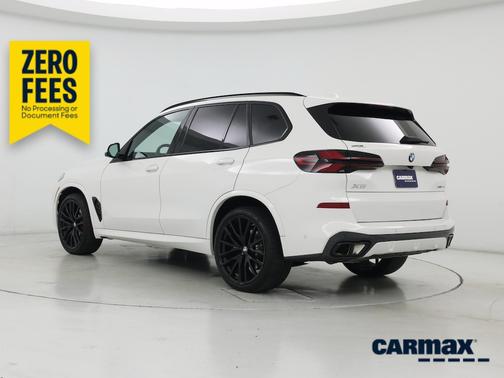 White 2025 BMW X5 xDrive40i