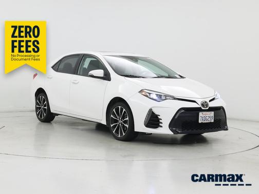 White 2017 Toyota Corolla SE