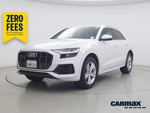 White 2019 Audi Q8 Premium