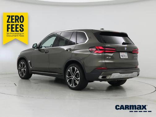 Green 2025 BMW X5 sDrive40i
