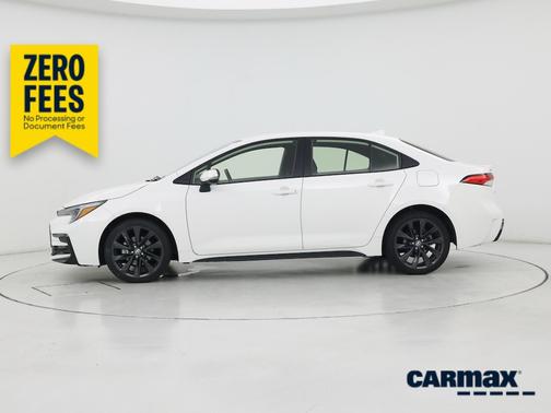 White 2024 Toyota Corolla Hybrid SE