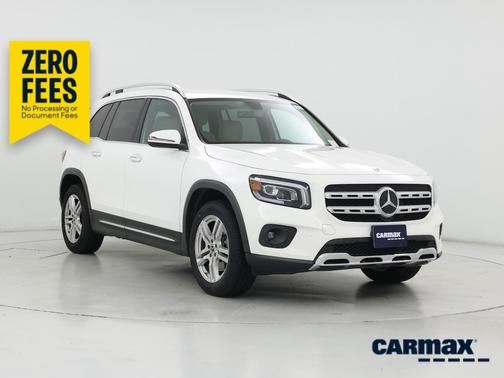 White 2022 Mercedes-Benz GLB 250