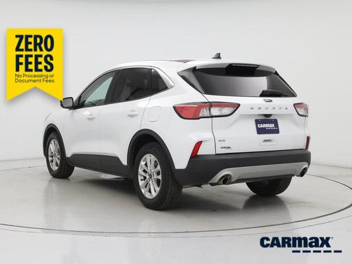 White 2021 Ford Escape SE