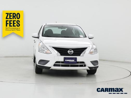 White 2019 Nissan Versa SV