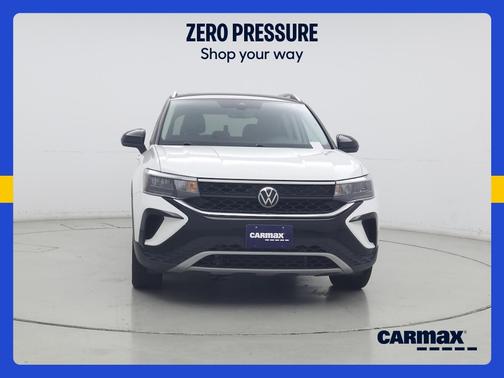 White 2023 Volkswagen Taos SE