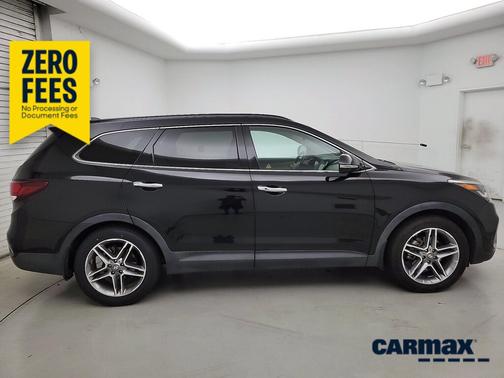 Black 2017 Hyundai SANTA FE SE Ultimate