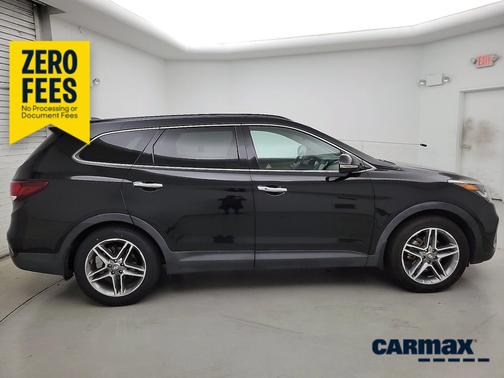 Black 2017 Hyundai SANTA FE SE Ultimate
