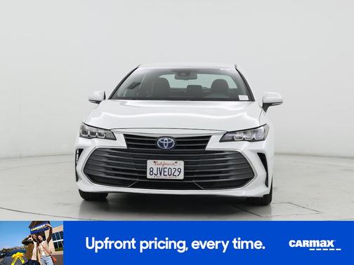 2019 Toyota Avalon Hybrid XLE