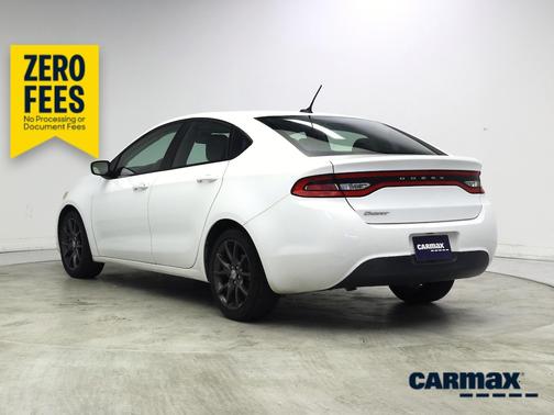 White 2016 Dodge Dart SE