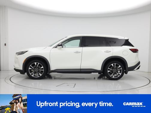White 2023 INFINITI QX60 Luxe