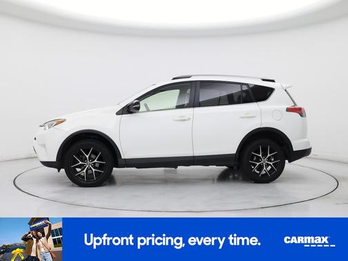 White 2018 Toyota RAV4 SE