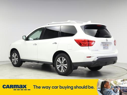 2019 Nissan Pathfinder S
