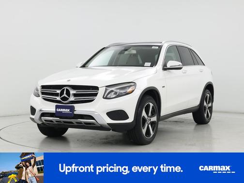 White 2019 Mercedes-Benz GLC 350e