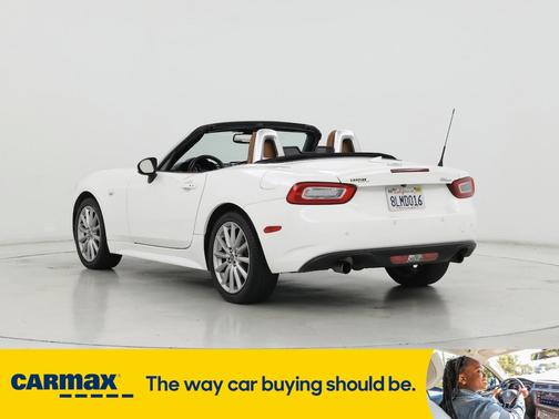 2019 FIAT 124 Spider Lusso
