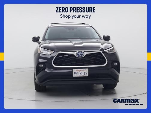Black 2024 Toyota Highlander Hybrid Limited