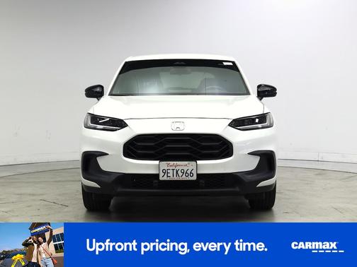 White 2023 Honda HR-V Sport