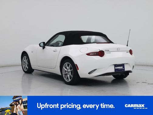 White 2016 Mazda MX-5 Miata Sport