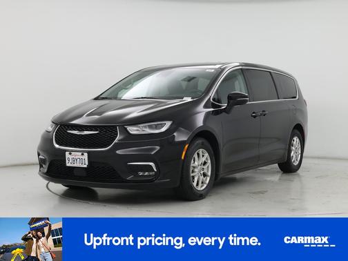Black 2023 Chrysler Pacifica Touring L