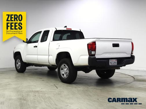 White 2022 Toyota Tacoma SR