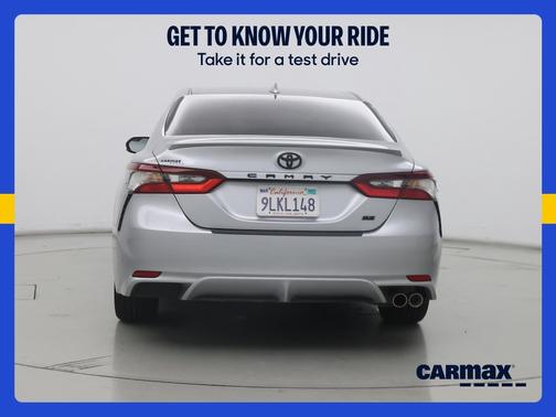 Silver 2024 Toyota Camry SE