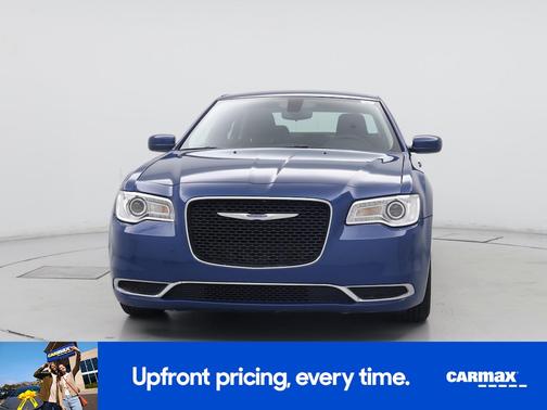 2023 Chrysler 300 Touring