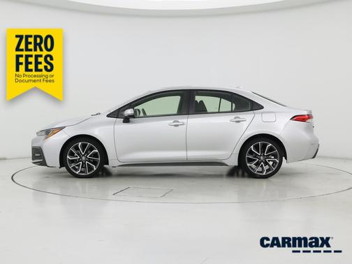 Silver 2022 Toyota Corolla SE
