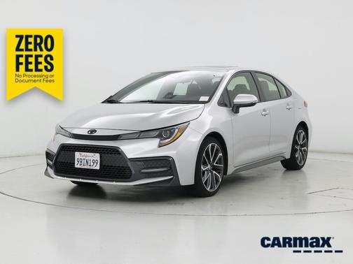 Silver 2022 Toyota Corolla SE
