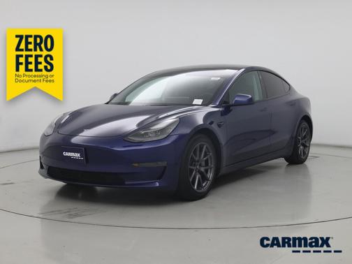Blue 2022 Tesla Model 3